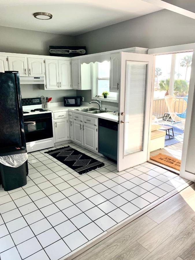 Modern, 3 Bedroom Private House Within Walking Distance To The Beach! กัลฟ์ชอร์ส ภายนอก รูปภาพ