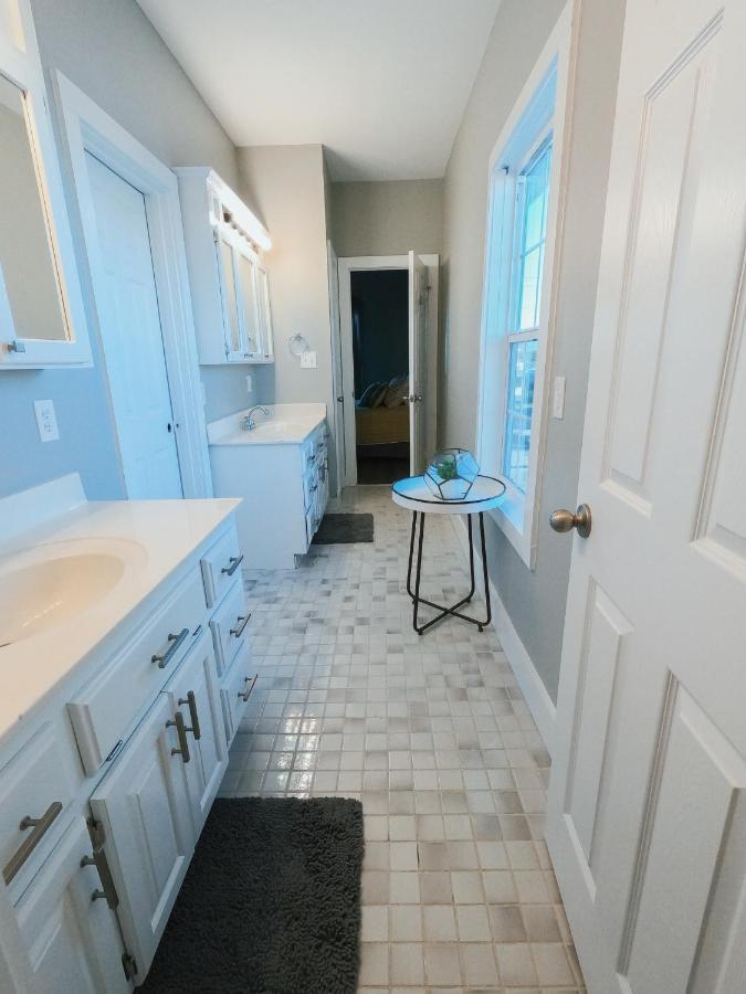 Modern, 3 Bedroom Private House Within Walking Distance To The Beach! กัลฟ์ชอร์ส ภายนอก รูปภาพ